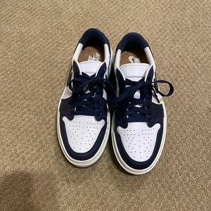 Navy Nike Air Jordan 1 Elevate Low; size 8.5